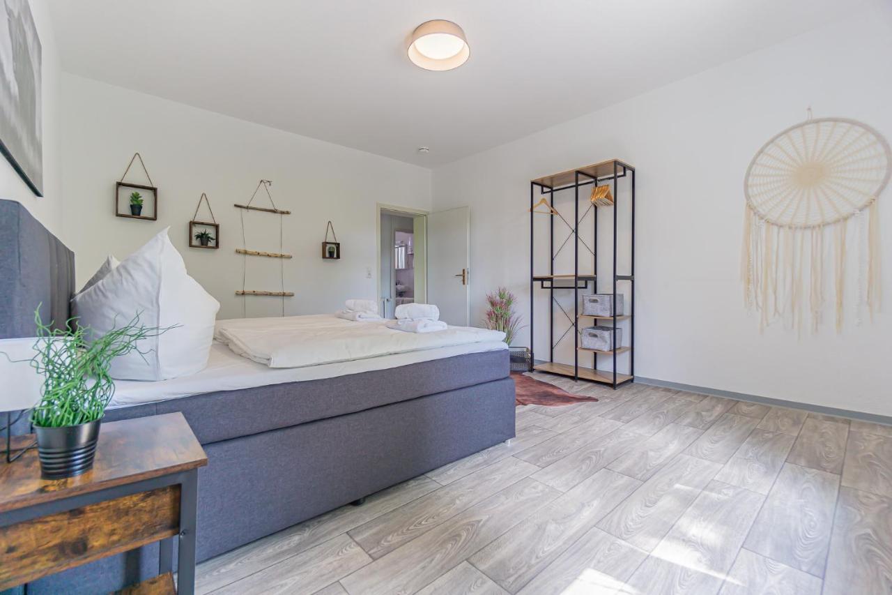 Ostseeapartment_80m2_3xschlafzimmer_2xparkplatz_netflix_waschtrockner Apartment Cottbus